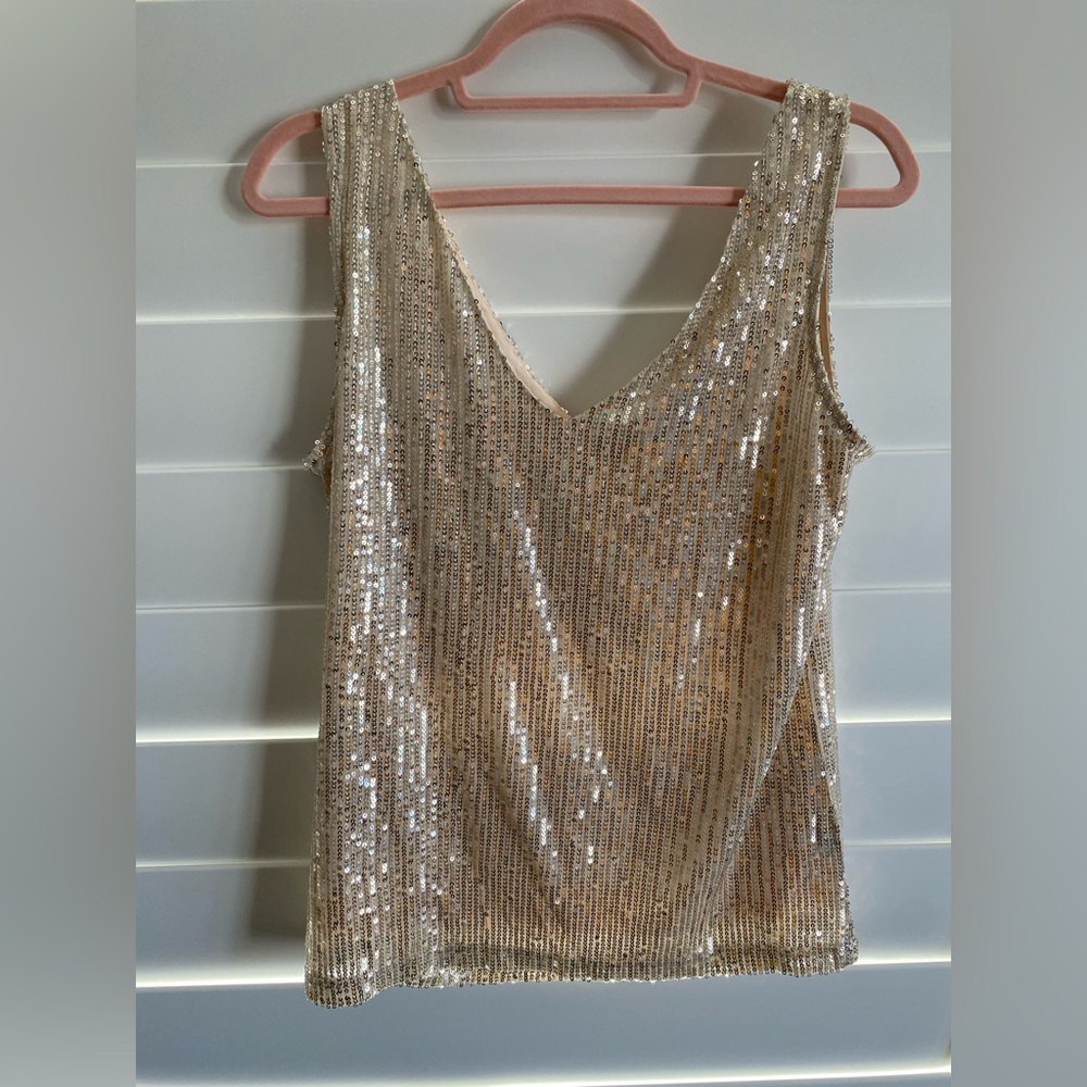 NWOT Gold sequin tank top